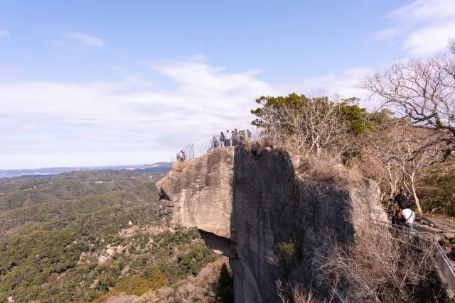 Mt Nokogiri: a hike to Chiba's stone quarry