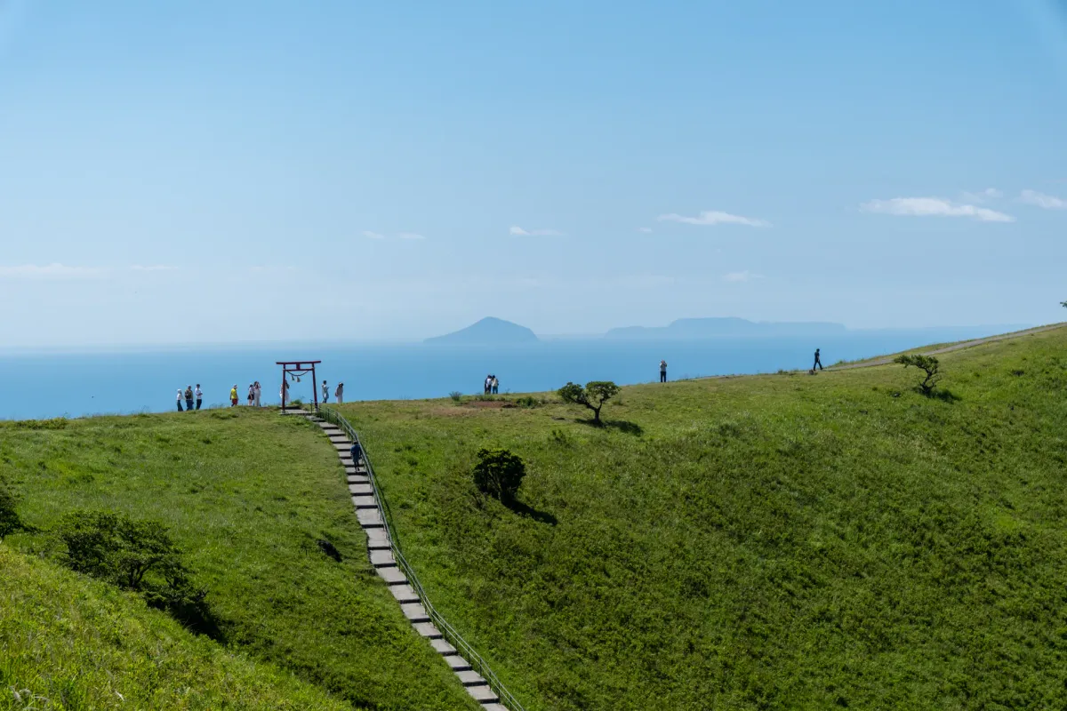 Mt Omuro: hiking Izu's extinct volcano