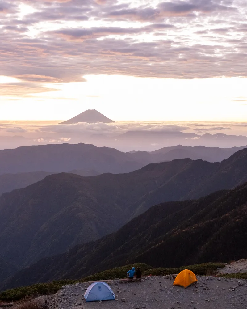 Mt Kita and Mt Aino: Views of Mt Fuji