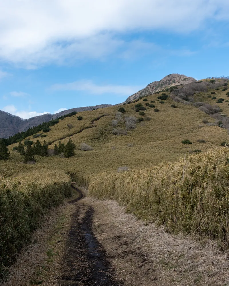 Mt Kintoki and Mt Myojingatake