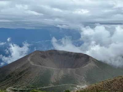 Mt Azuma-Kofuji and Mt Issaikyo hike